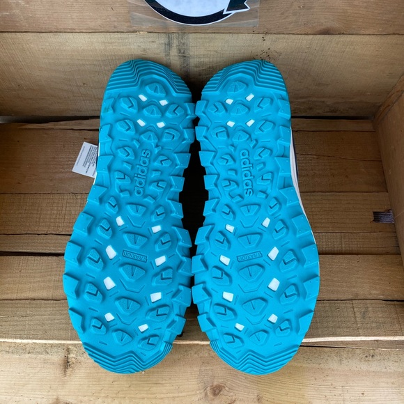*SOLD* Women’s Adidas Response Trail X Sneakers - Picture 7 of 8